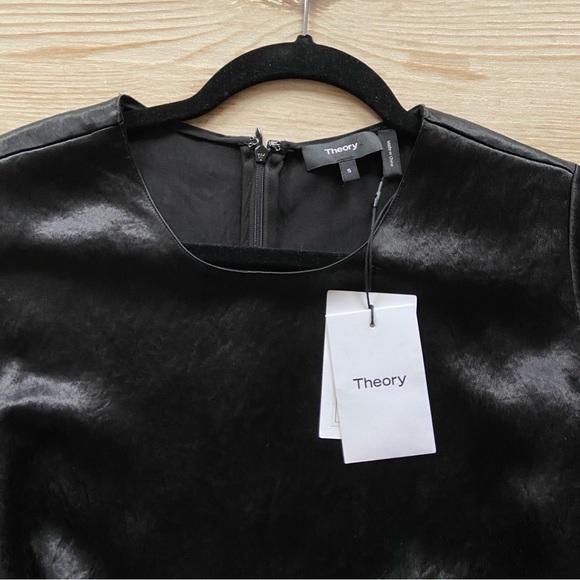 GORGEOUS Theory Top NWT- MSRP $245 - Picture 5 of 6